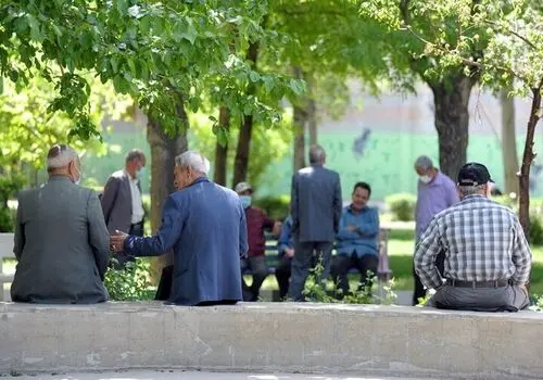 بازنشستگان بخوانند؛ افزایش حقوق در راه است