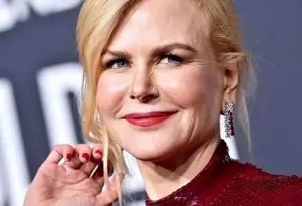 نیکول کیدمن با چتری‌های تازه پس از جدایی جنجالی در سیدنی دیده شد+تصاویر