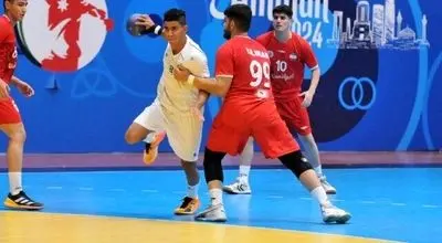 لیگ برتر هندبال| ثبت اولین شکست سایپا به دست استقلال/ مس صدرنشین ماند