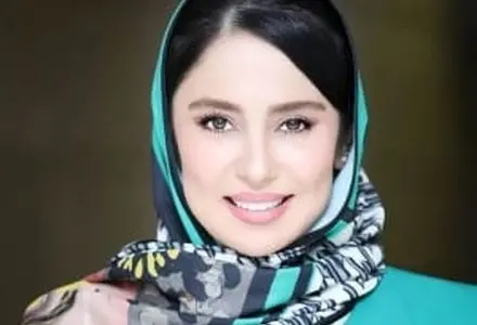 عکس لورفته شیدا یوسفی بازیگر سینما و تلویزیون لب استخر