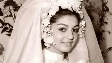 «گوگوش» 12 ساله در کنار برادر کوچکترش؛ دهۀ 