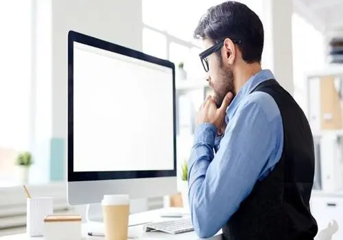  بهبود و افزایش کیفیت دید افراد با انجام عمل لیزیک چشم