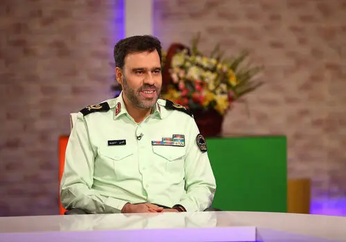 بازدید دشتی اردکانی معاون حقوقی و امور مجلس وزارت اقتصاد و دارایی از پارسینه 