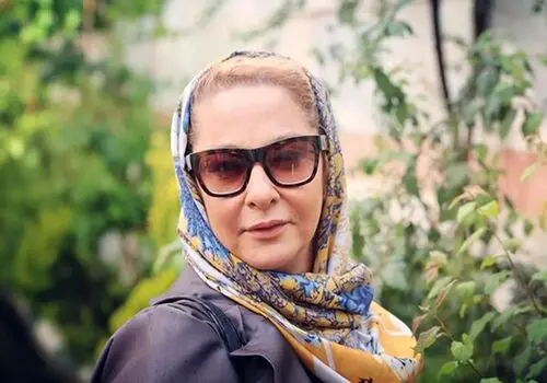 باورتان نمی شود این خانم بازیگر  در آستانه ۶۰ سالگی است!/عکس
