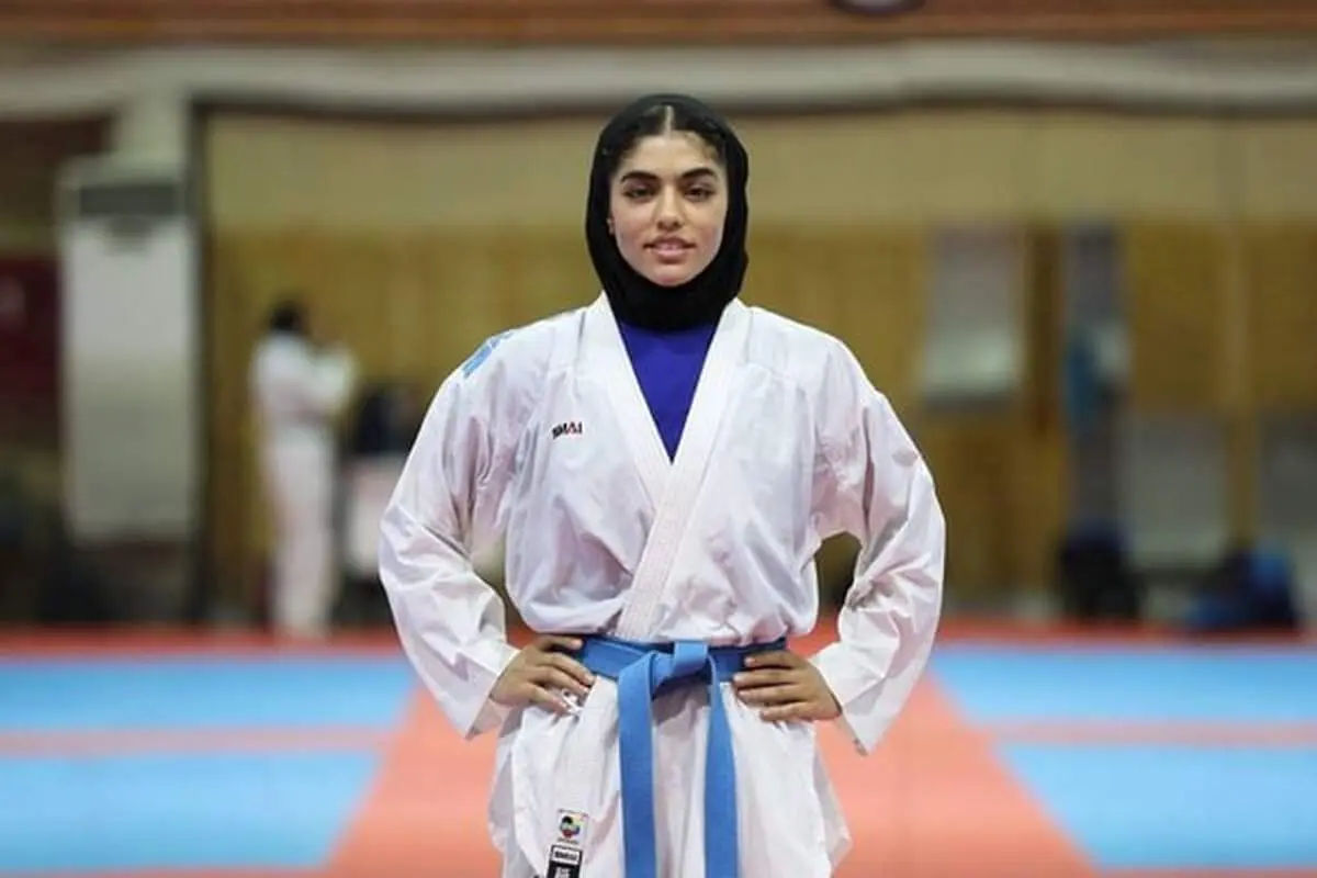 طلای کاراتهٔ امیدهای جهان بر گردن دختر ایرانی

