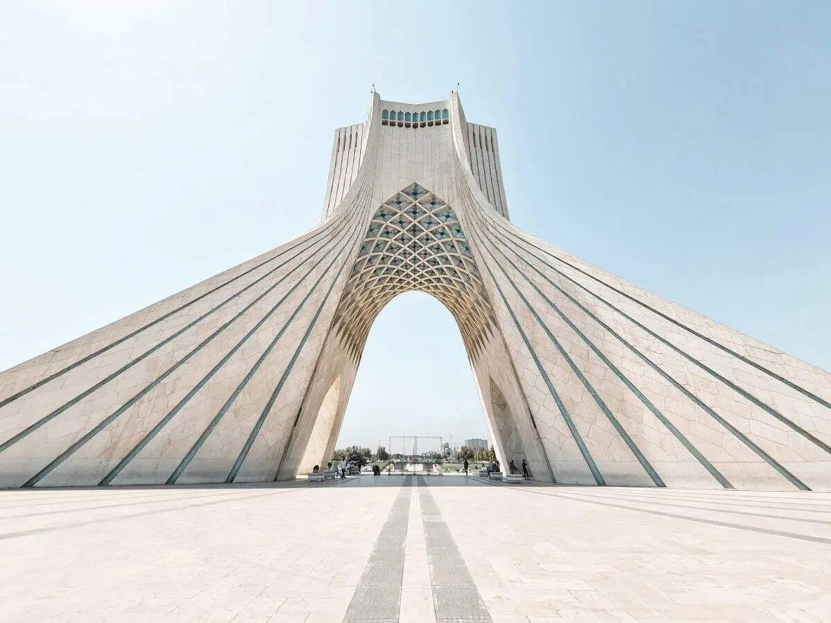 میدان آزادی از فردا شب بسته می شود