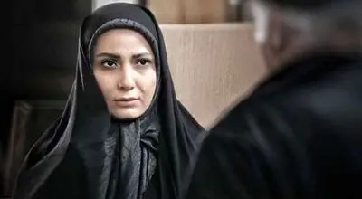 "خلیج فارس" بر مچ سمیرا حسن‌پور: استایل مونوکروم بازیگر در دبی با یک پیام خاص!