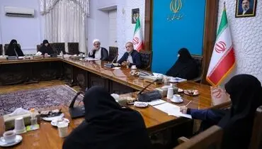 پزشکیان: آیا می‌توان با دعوا و برخورد، باور و اعتقاد را به نسل جدید منتقل کرد؟