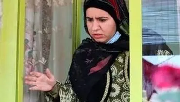 ویدئو احساسی بازیگر نون خ در هوای بارانی