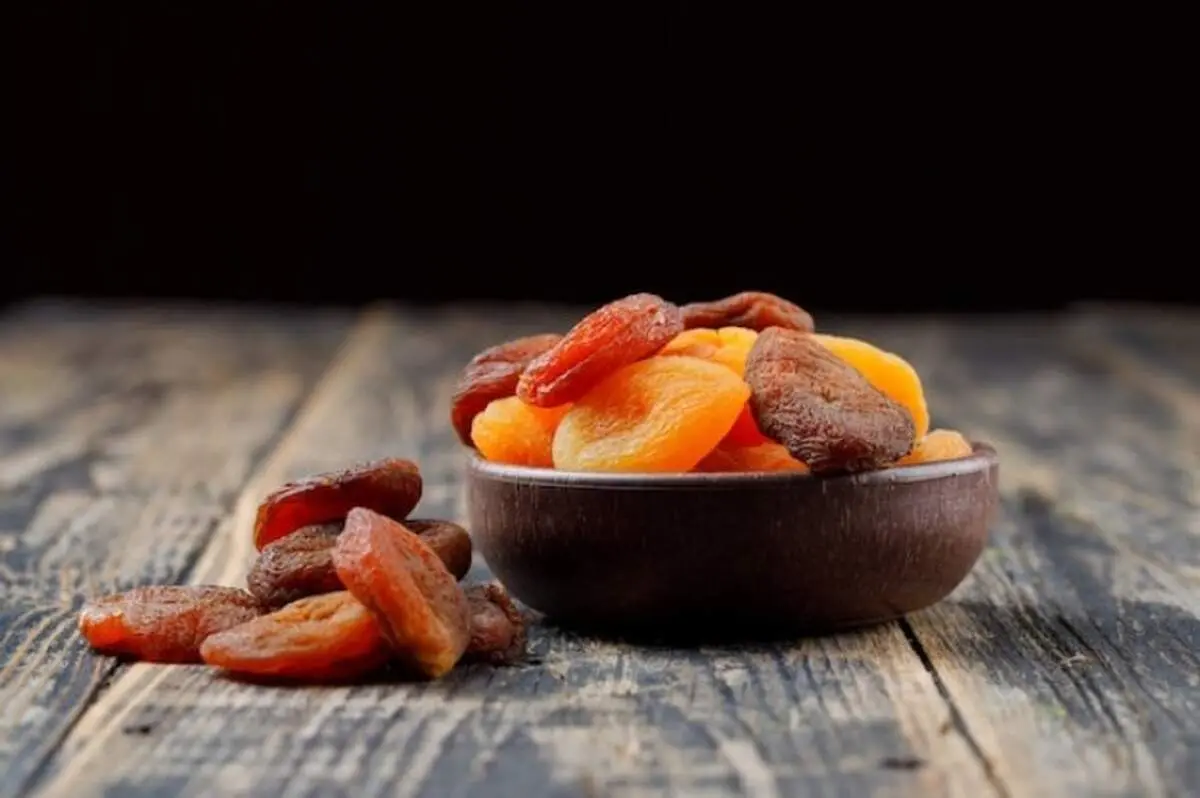طرز تهیه زردآلو خشک و برگه قیسی