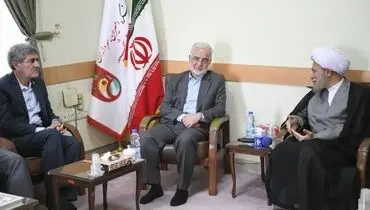 مومنی: کشور ظرفیت میهمان بیش از حد ندارد