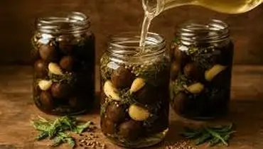  طرز تهیه ترشی آجیل برای رنگی کردن سفره های ایرانی