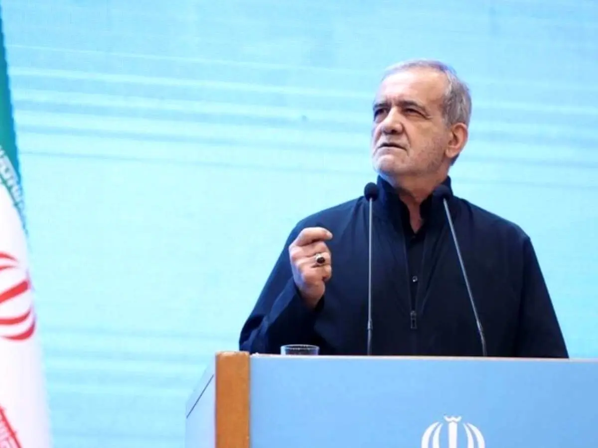 رئیس جمهور: باید اول از همه خودمان را اصلاح کنیم