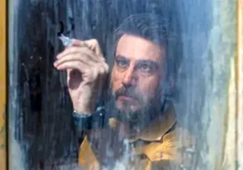 گریه‌های یک پدر در سردخانه برای شناسایی پیکر فرزندش/ویدیو 