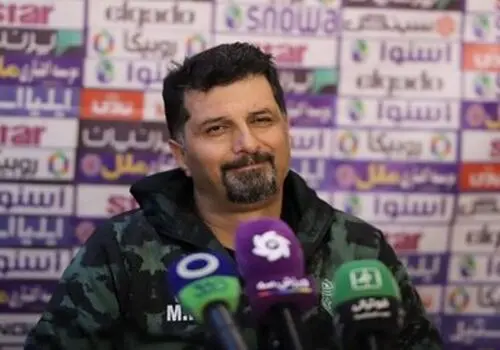 
پرسپولیس و استقلال با این داورها به میدان می‌روند
