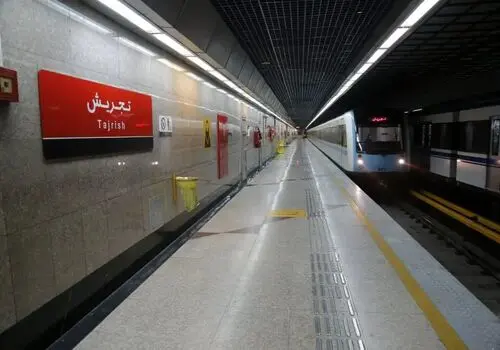 آسیب دیدگی لوله آب در میدان قدس درحال ترمیم است/ آب قطع نشده است

