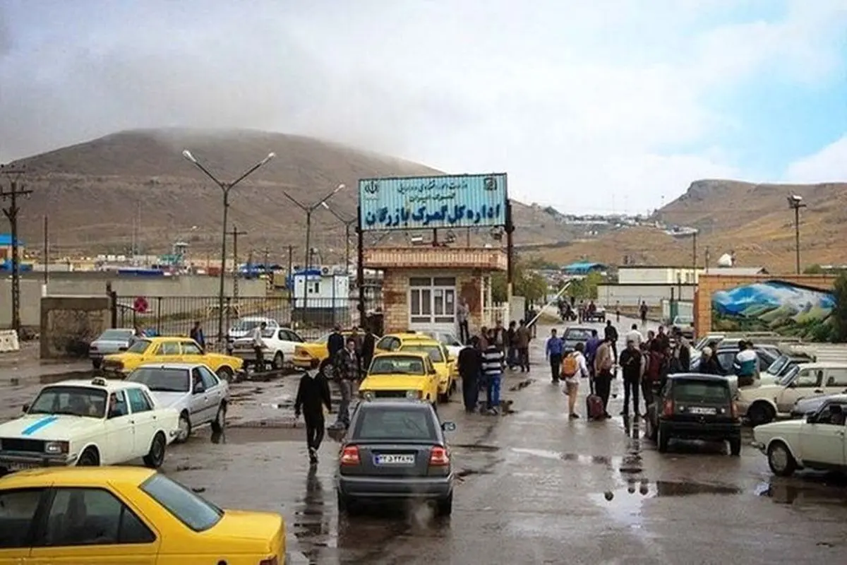 ازدحام جمعیت در مرز زمینی ایران و ترکیه!+فیلم