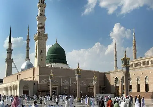 اقامه نماز باران به امامت کاظم صدیقی در قم

