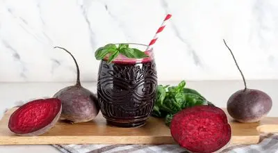 کلید تناسب اندام در این گیاه قرمز رنگ زمستانی است
