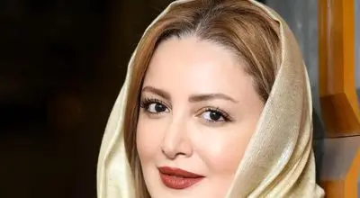 «شیلا خداداد» در 34 سالگی و به همراه پسرش؛ سال 1393