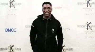 سیدورف و همسر ایرانی‌اش در خیابان‌های میلان