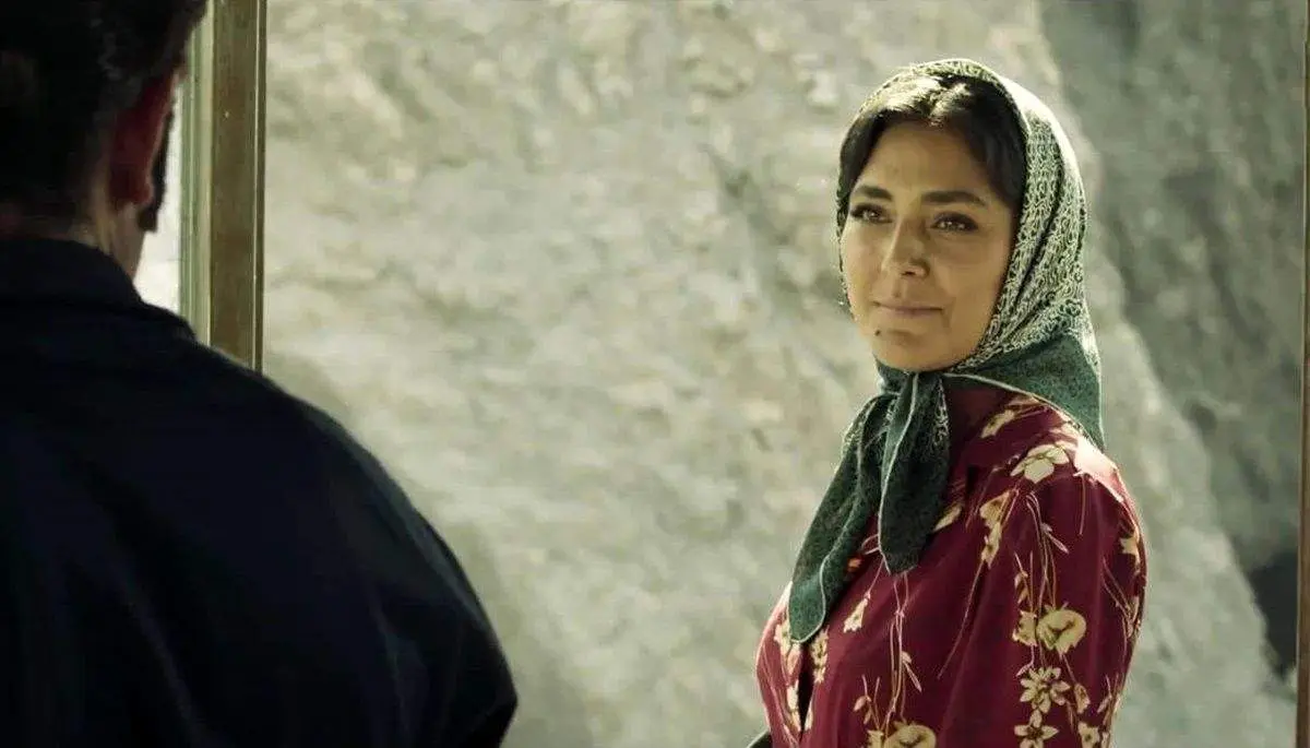 نگاهی به استایل شیک و باوقار هدی زین‌العابدین در اختتامیه جشنواره فیلم شهر!