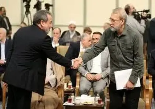 عراقچی در نشست وزرای خارجه کشورهای عضو بریکس: ما ایرانیان هرگز در برابر هیچ فشار یا تهدیدی سر خم نمی‌کنیم