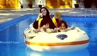 صداوسیما سکانس نادره در استخر را پخش کرد/ویدیو 