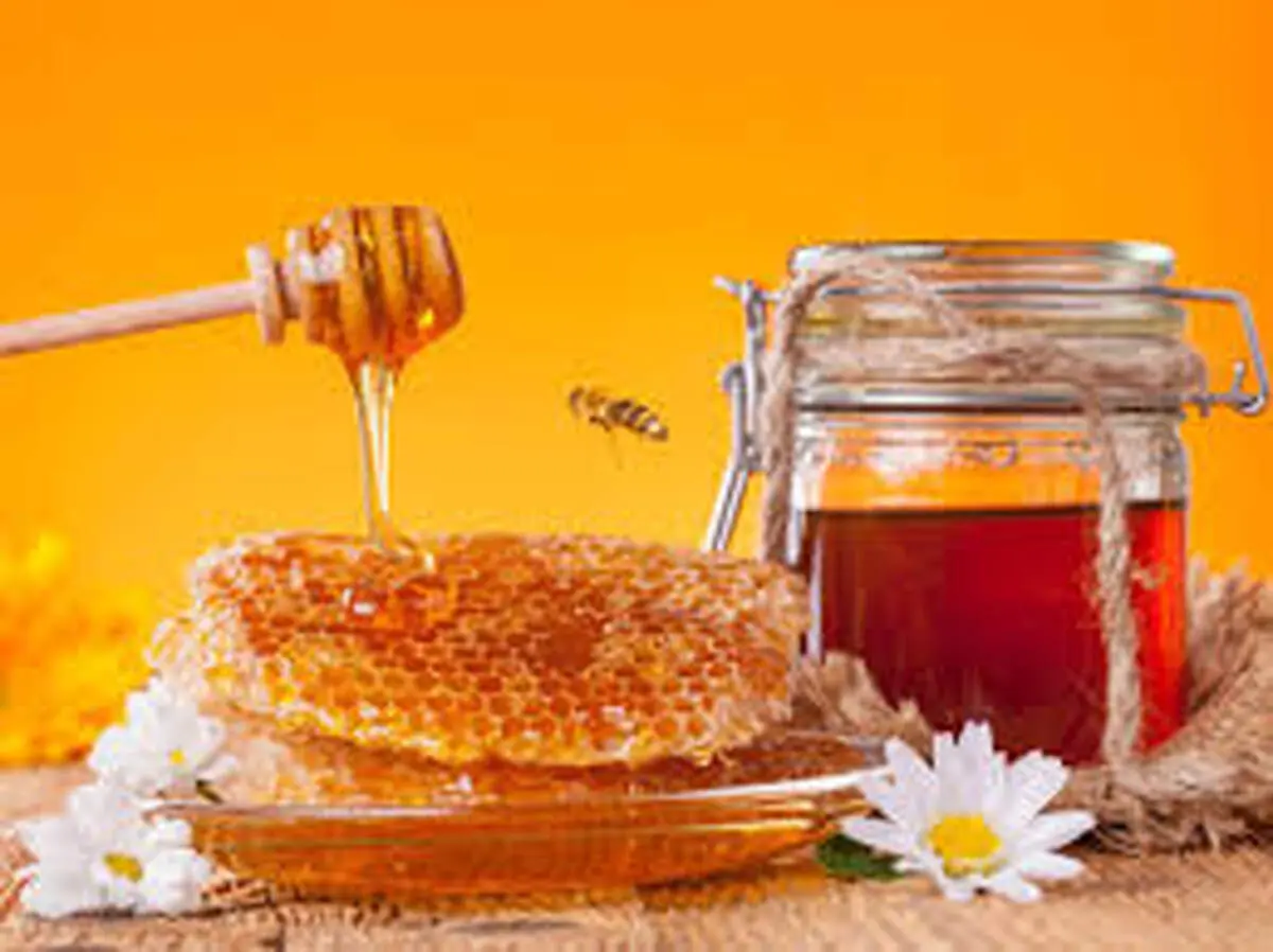 عسل : یک درمان طبیعی برای کاهش خروپف
