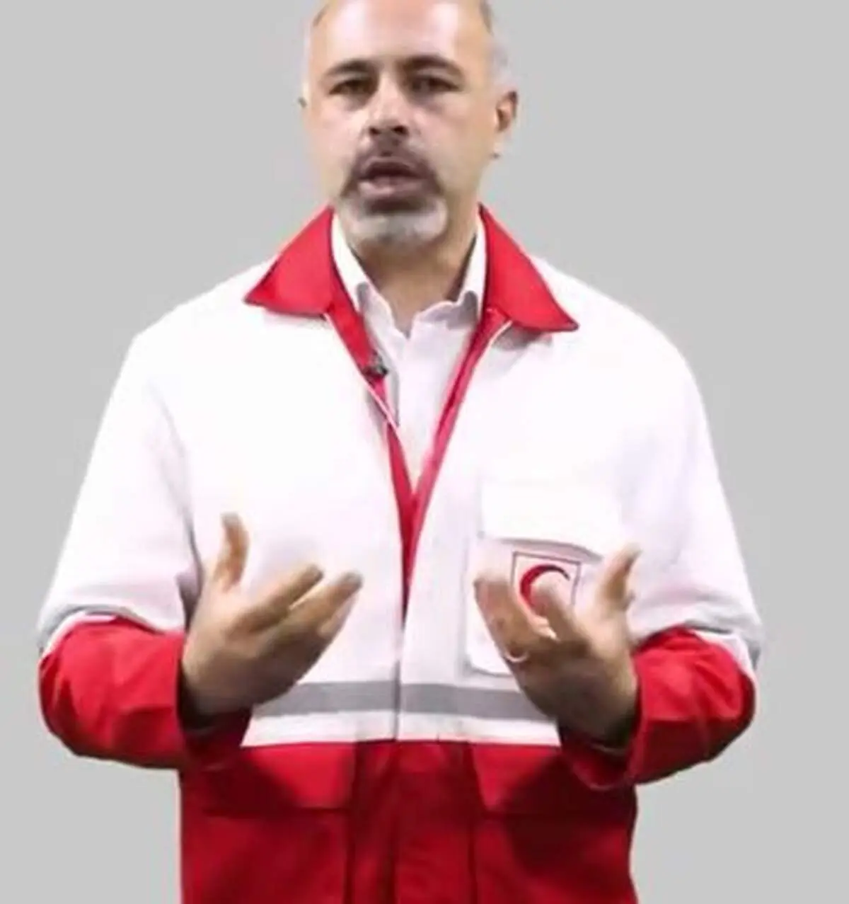 اگر فردی دچار شکستگی شد، چگونه به او کمک کنیم؟ + ویدیو
