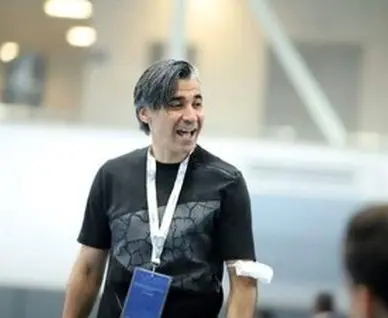  قهر تلخ سرمربی تیم ملی در اوج شادی/ شمسایی مدال قهرمانی را از گردن درآورد! +عکس 