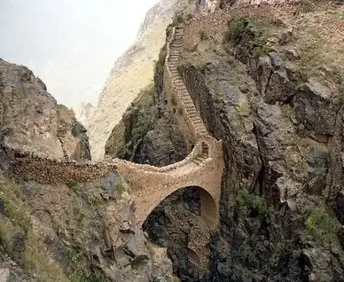 یمن بهشتی که نمی خواهند گردشگران ببینند

