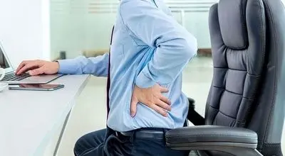 چرا نشستن طولانی سلامت شما را تهدید می‌کند؟
