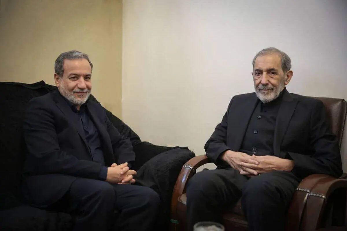 
ولایتی با وزیر امور خارجه دیدار و گفتگو کرد
