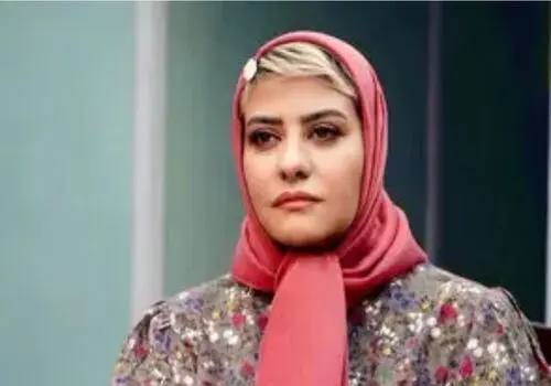 قاب دورهمی تولد رابعه اسکویی و دوستانش در یک کافه + عکس