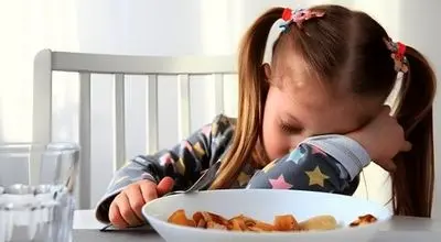 راز لاغری کودکان بازیگوش؛ چرا کمتر غذا می‌خورند؟

