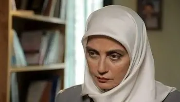 رویا جاویدنیا با تیپ پاییزی، مفهوم پیری را به چالش کشید: ۶۰ سالگی و استایلی فراتر از زمان!