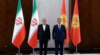 دیدار صدر جباروف و پزشکیان در حاشیه اجلاس شانگهای 