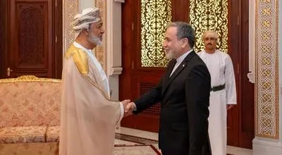 در دیدار عراقچی و سلطان عمان چه گذشت؟