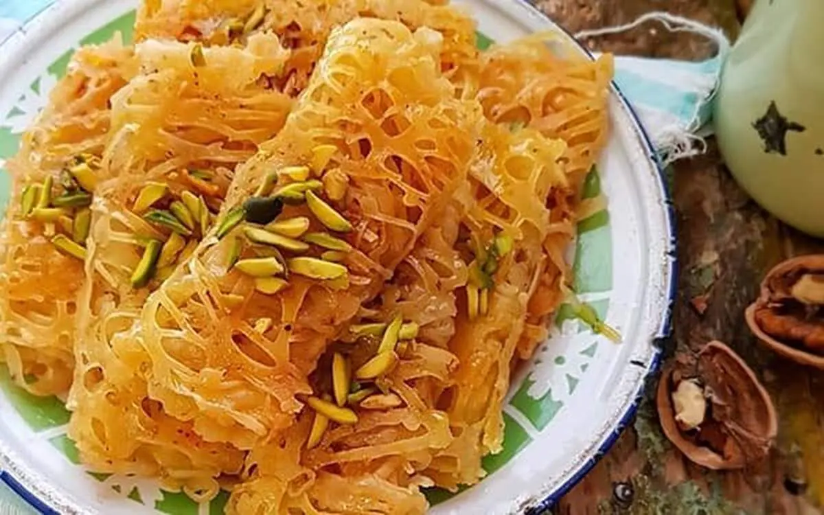 طرز تهیه رشته خشکار گیلانی اصل + فواید رشته خشکار