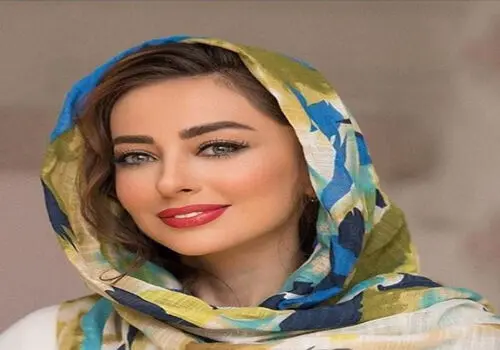عکس جالب نفیسه روشن هنگام کوهنوردی 