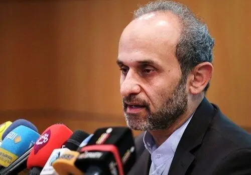 برنده دعوای ⁧انتخابات از نگاه مهاجری، فعال سیاسی اصولگرا+ عکس