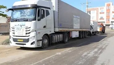 اهدای کمک‌های بانک ملی ایران به مناطق سیل‌زده استان سیستان و بلوچستان/ توزیع 8 تن اقلام دارویی