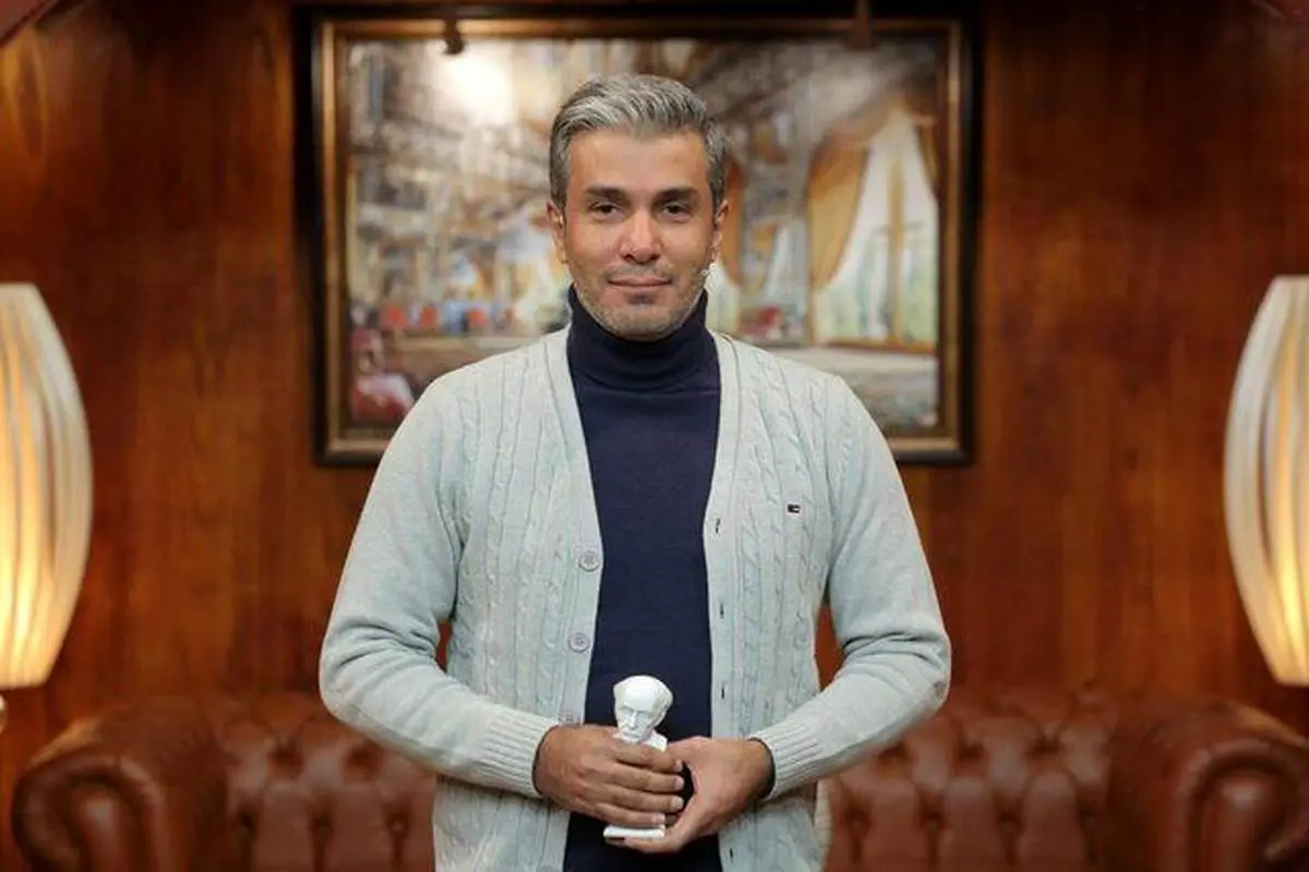  آریا عظیمی‌نژاد: لطفا به من جایزه ندهید! 