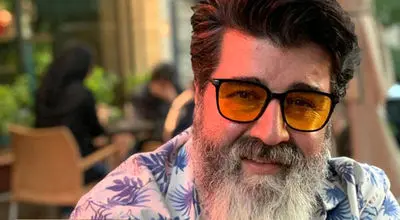 نوحه خوانی پدر مهدی یغمایی وایرال شد+ فیلم