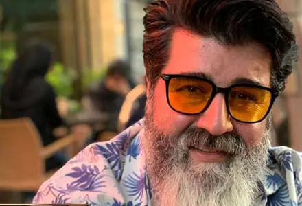 نوحه خوانی پدر مهدی یغمایی وایرال شد+ فیلم