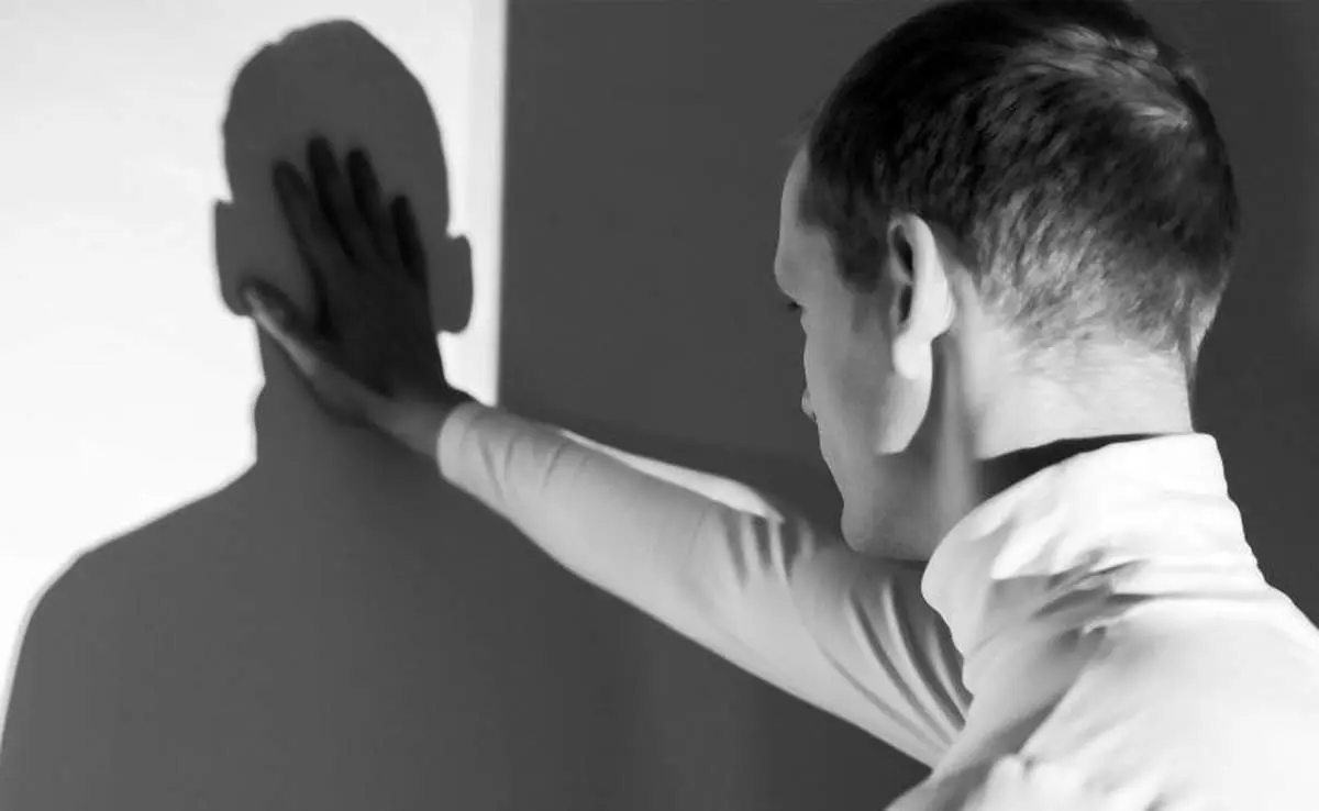 اسکیزوفرنی و دوپامین: نقش کلیدی ناقل عصبی در علائم روان‌پریشی
