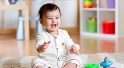  علائم انواع تاخیر رشد کودک و درمان هرکدام 