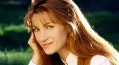 عکسی از تولد ۷۶ سالگی بازیگر زن سریال پزشک دهکده