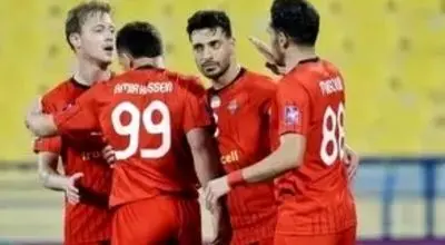 حالا استقلال و پرسپولیس طرفدار جدی تراکتور هستند